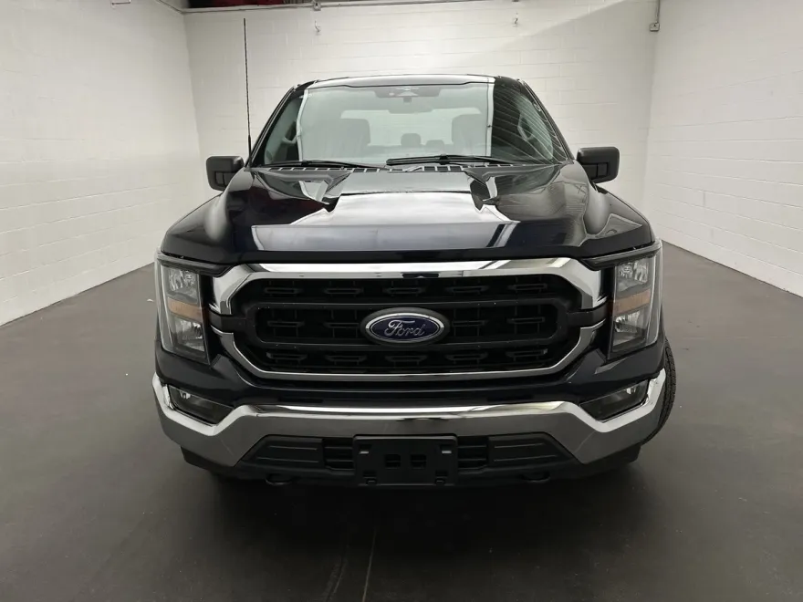 2023 Ford F-150 XL photo 1