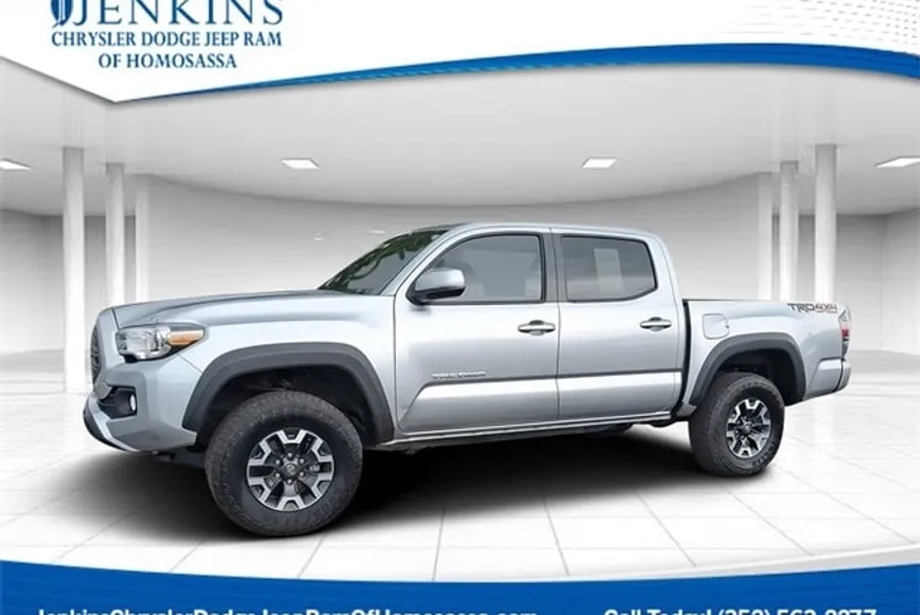 2023 Toyota Tacoma TRD Off-Road V6 4x4 photo 1