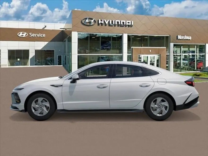 2026 Hyundai Sonata SE photo 1
