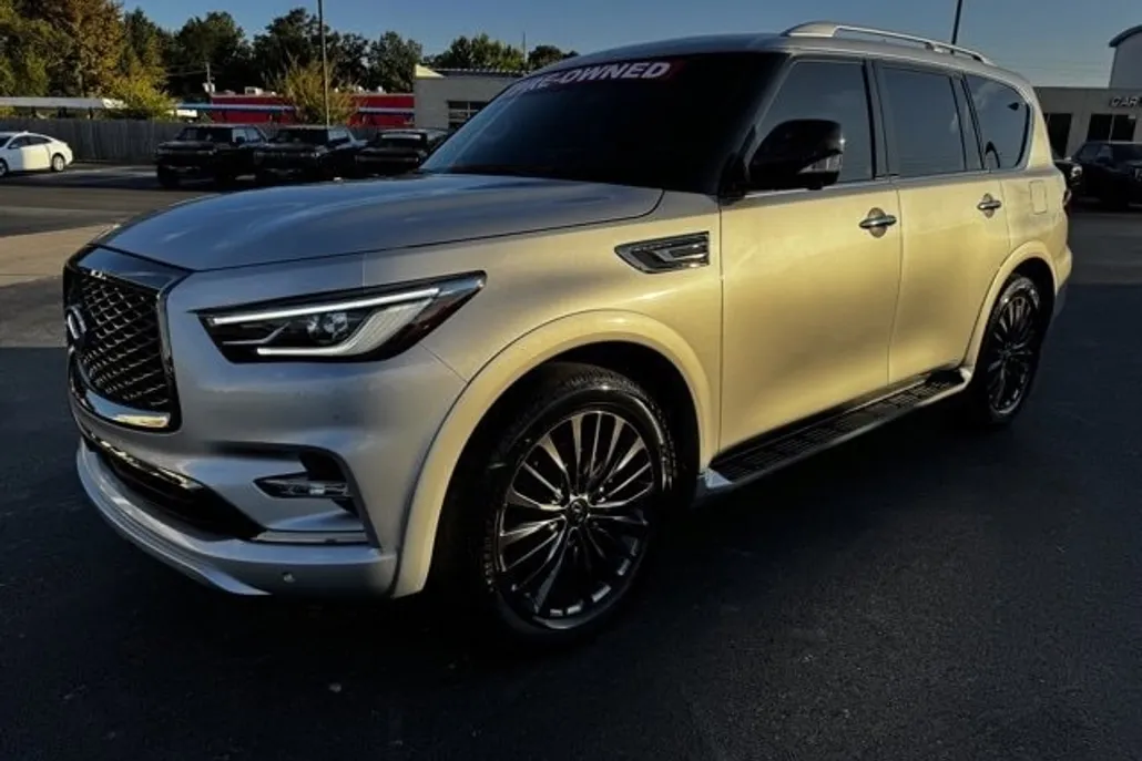 2023 Infiniti QX80 Premium Select photo 1