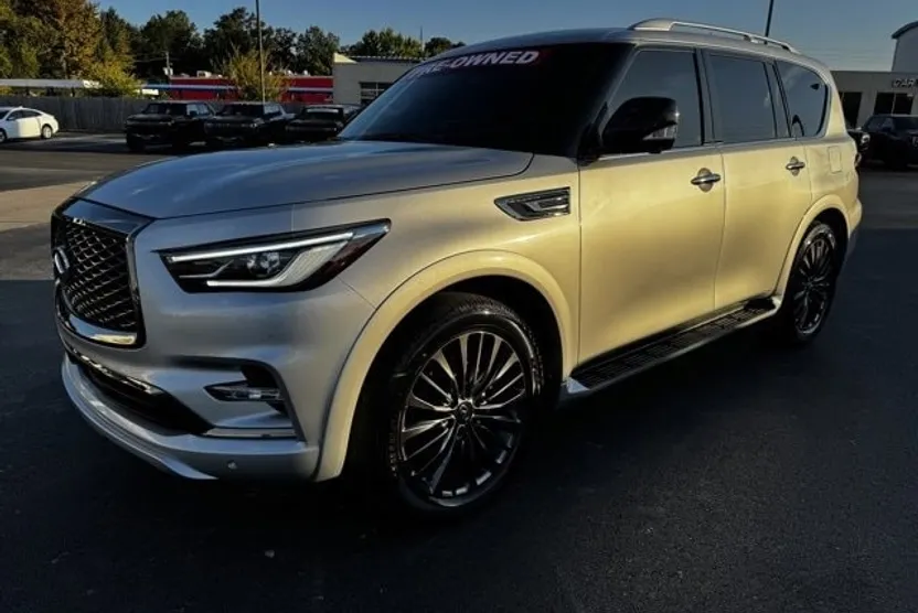 2023 Infiniti QX80 Premium Select photo 1
