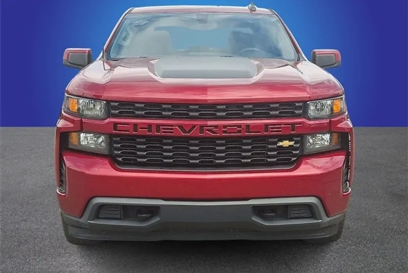 2019 Chevrolet Silverado 1500 Custom photo 1