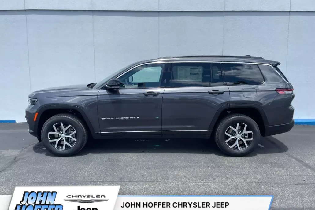 2025 Jeep Grand Cherokee Limited photo 1