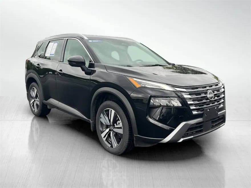 2024 Nissan Rogue SL photo 1
