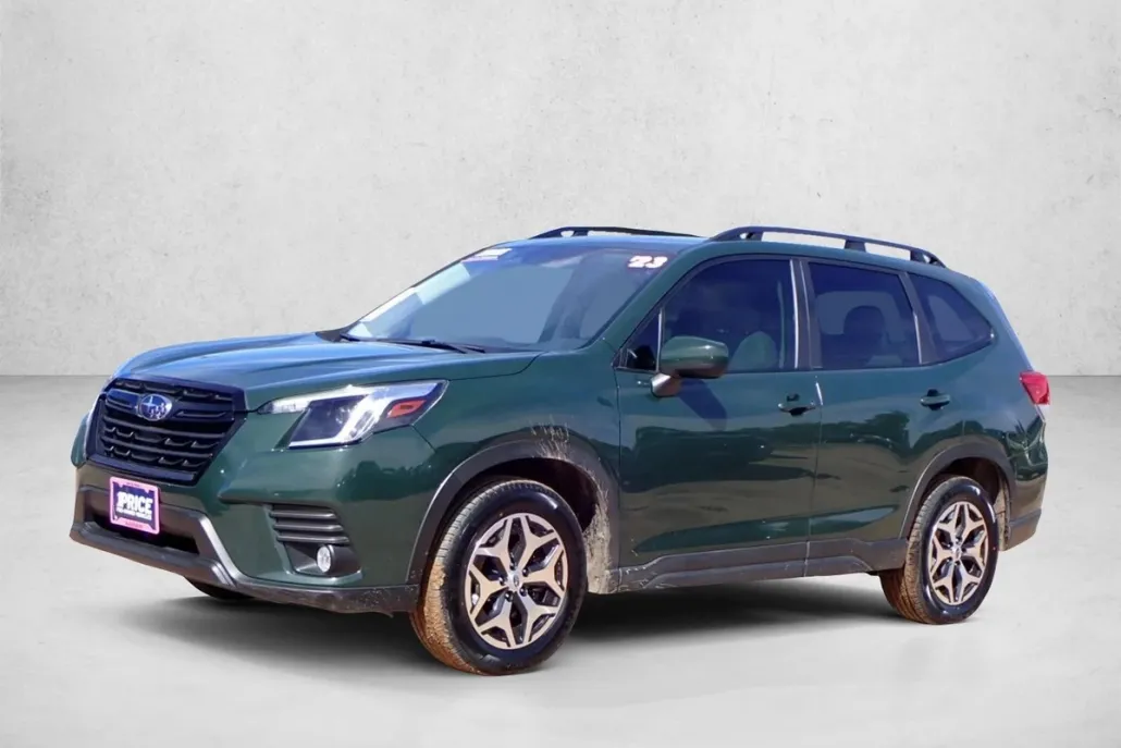 2023 Subaru Forester Premium photo 1