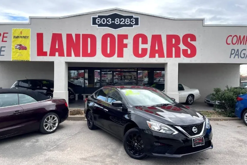 2018 Nissan Sentra S photo 1