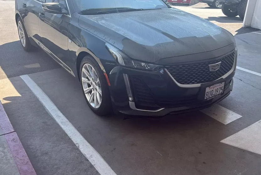 2021 Cadillac CT5 Luxury photo 1