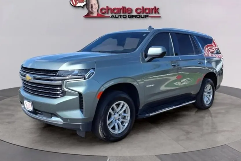 2024 Chevrolet Tahoe LT photo 1