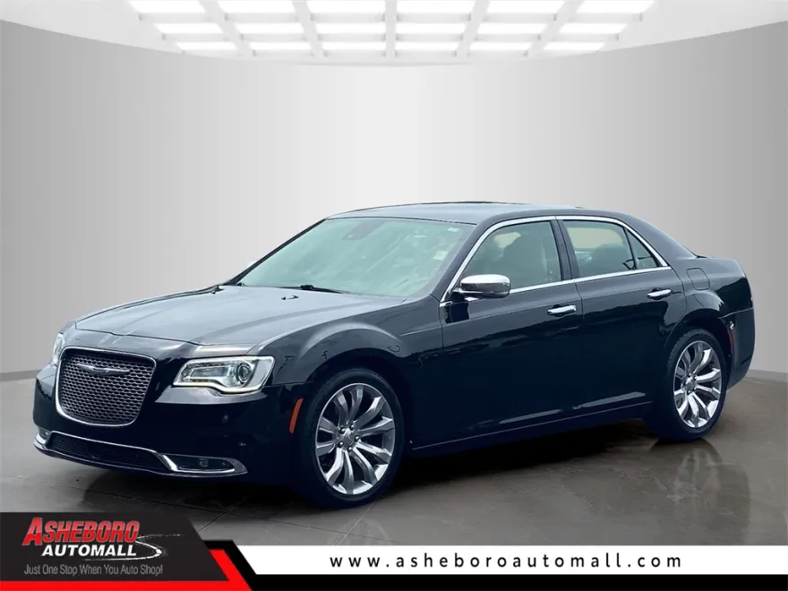 2019 Chrysler 300 Limited photo 1