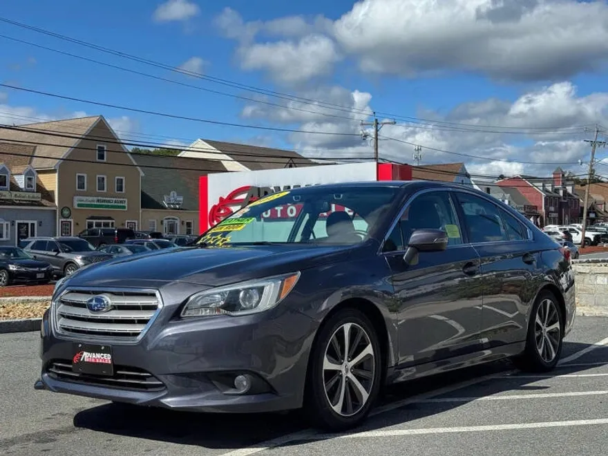 2015 Subaru Legacy 2.5i photo 1
