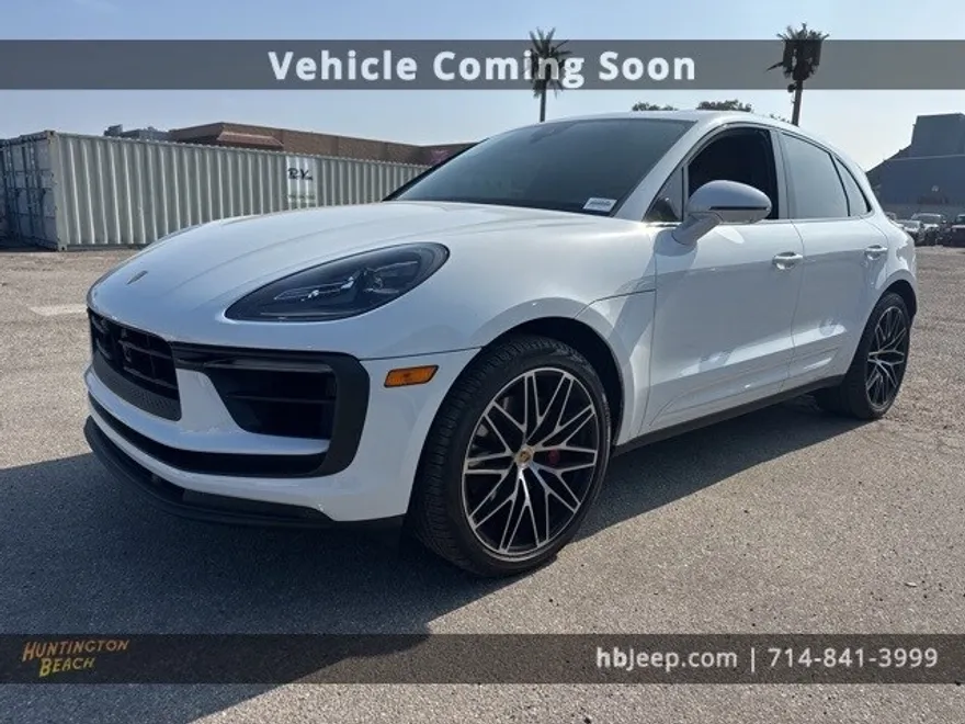 2023 Porsche Macan S photo 1