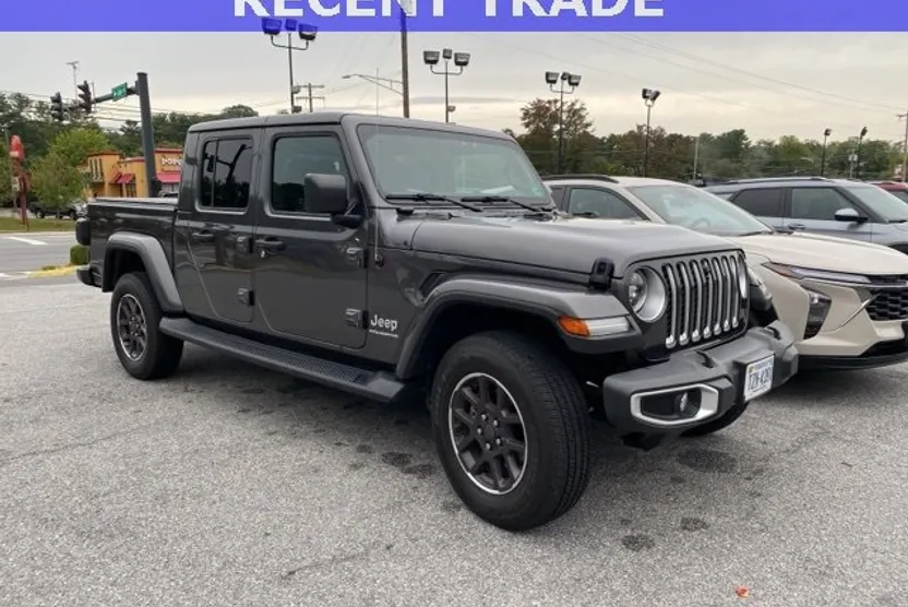 2023 Jeep Gladiator Overland photo 1