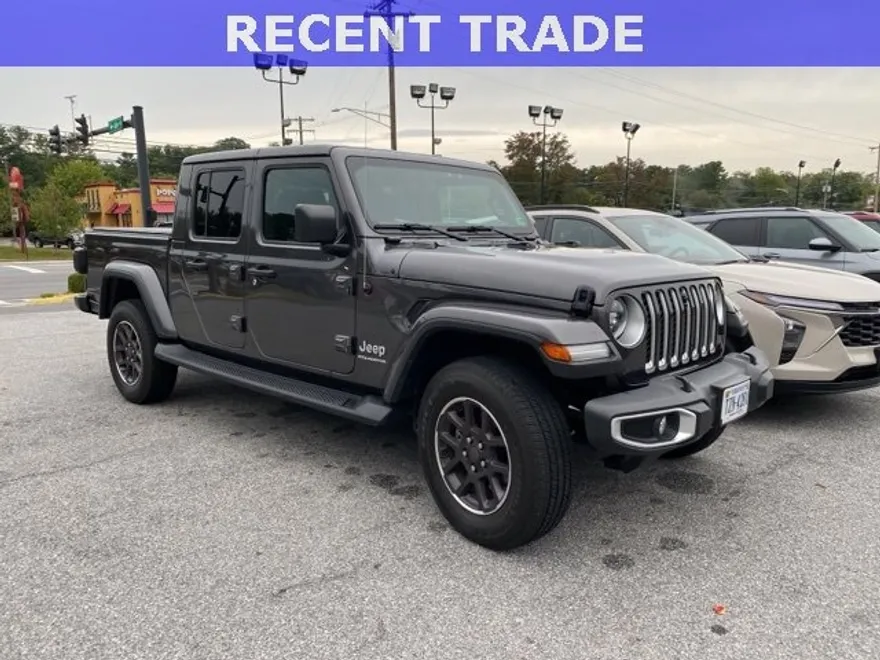 2023 Jeep Gladiator Overland photo 1