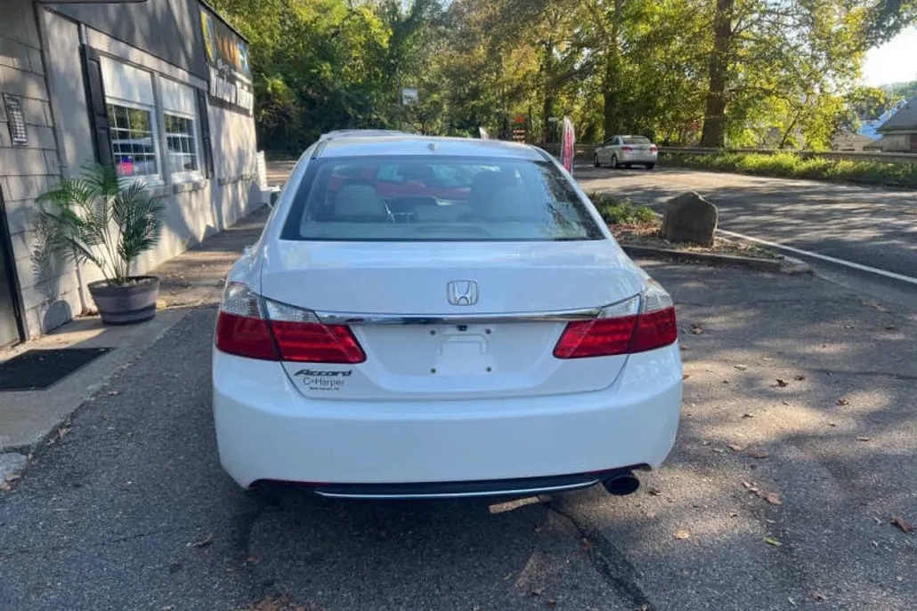 2015 Honda Accord EX-L photo 1