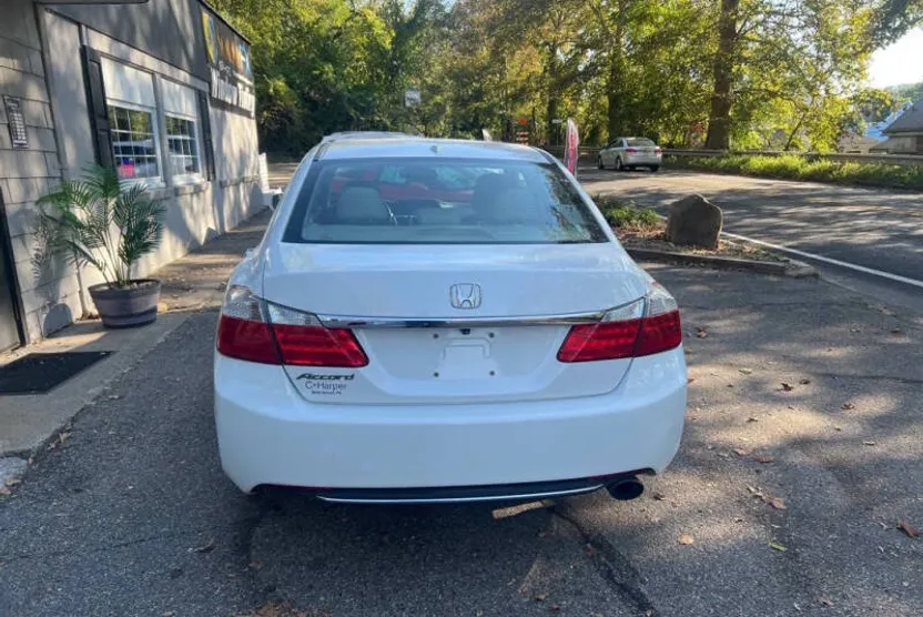 2015 Honda Accord EX-L photo 1