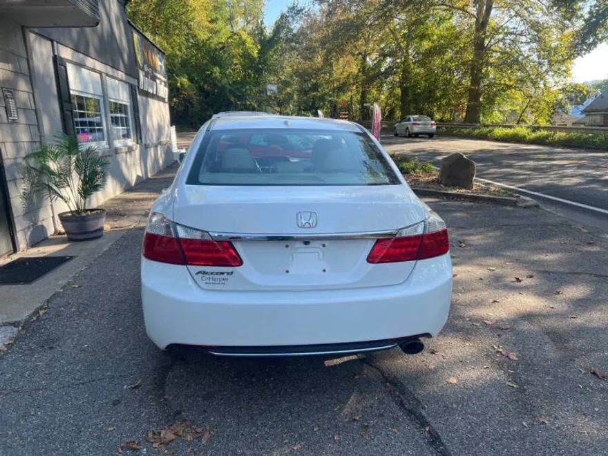 2015 Honda Accord EX-L photo 1