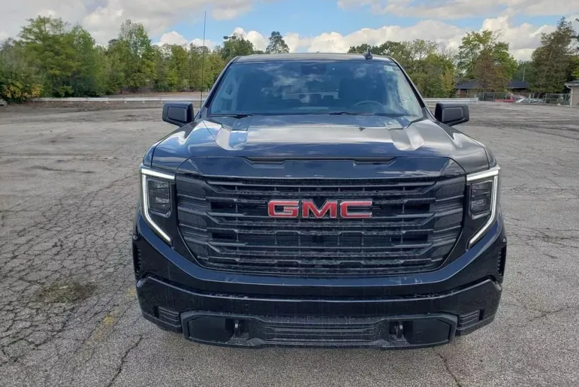 2026 Gmc Sierra 1500 Pro photo 1