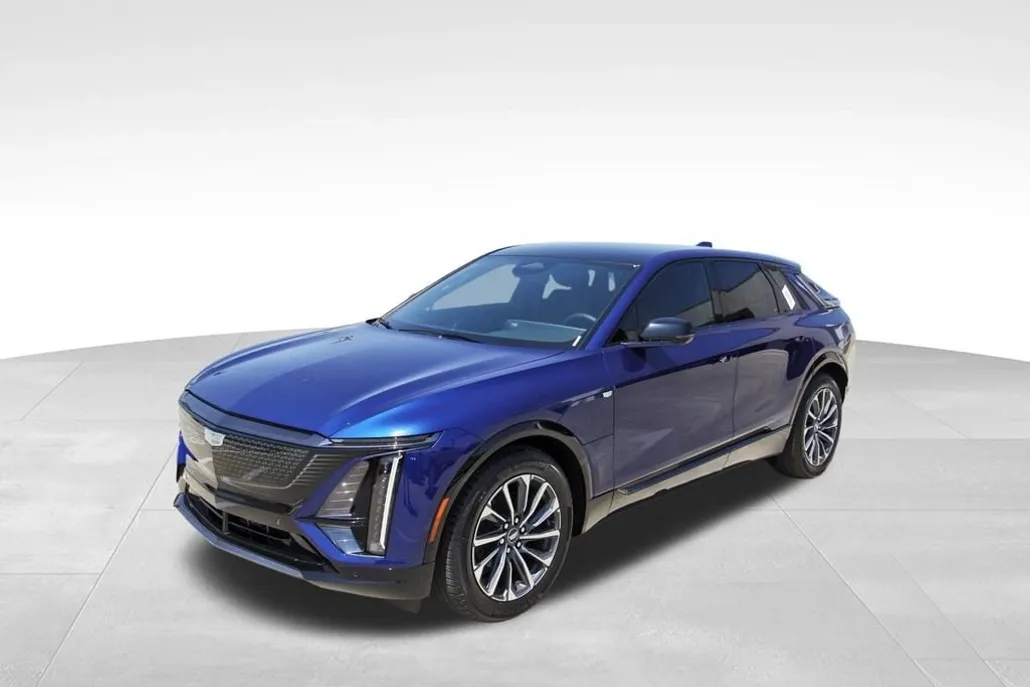 2026 Cadillac Lyriq Sport photo 1