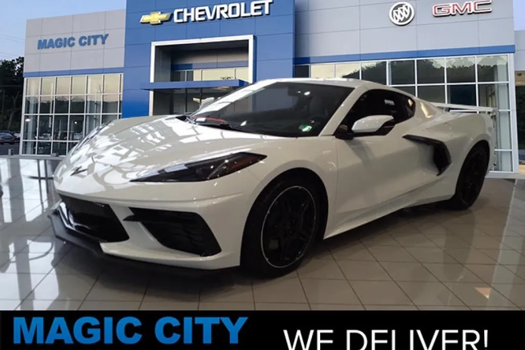 2025 Chevrolet Corvette Stingray 2LT photo 1