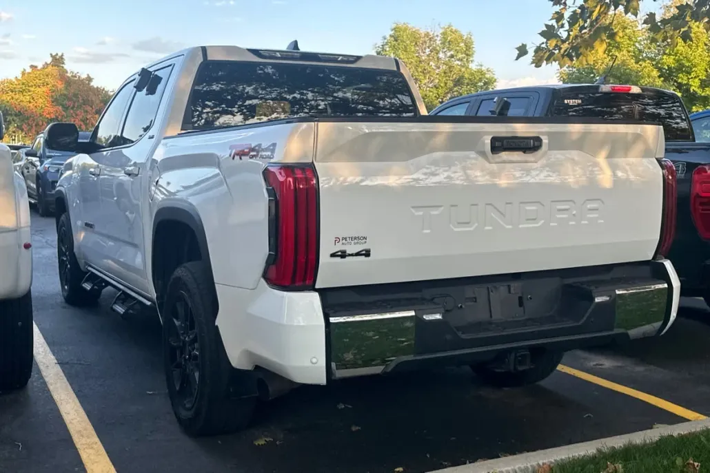 2022 Toyota Tundra SR5 photo 1