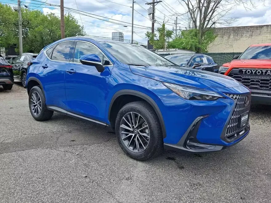 2025 Lexus NX 350 Premium photo 1