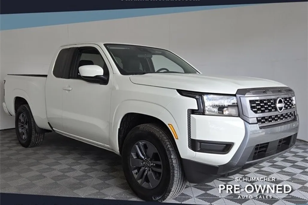 2025 Nissan Frontier SV photo 1