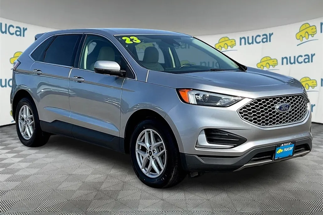 2023 Ford Edge SEL photo 1