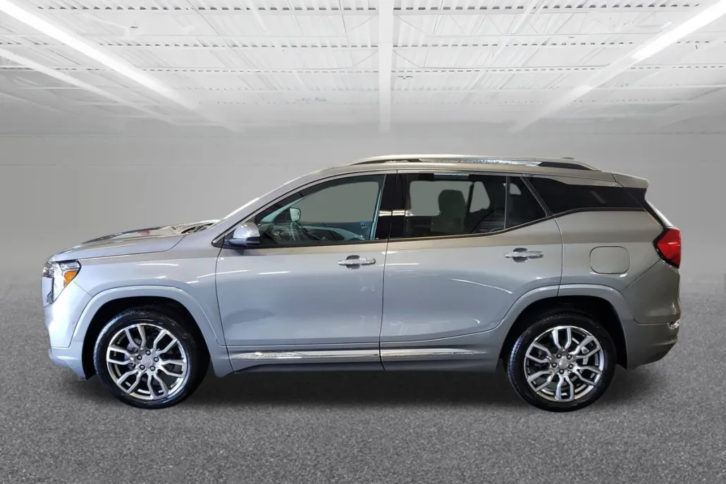 2024 Gmc Terrain Denali photo 1
