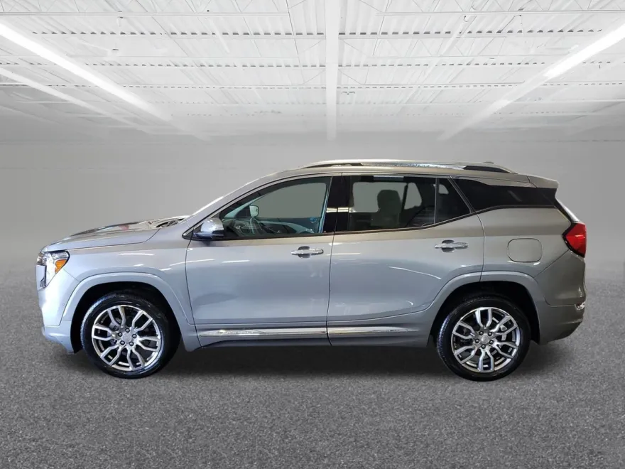 2024 Gmc Terrain Denali photo 1