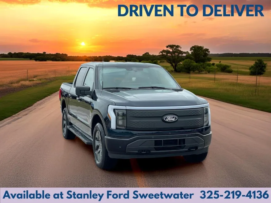 2025 Ford F-150 Lightning photo 1