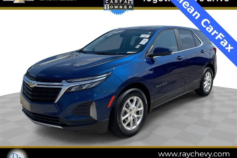 2023 Chevrolet Equinox LT photo 1