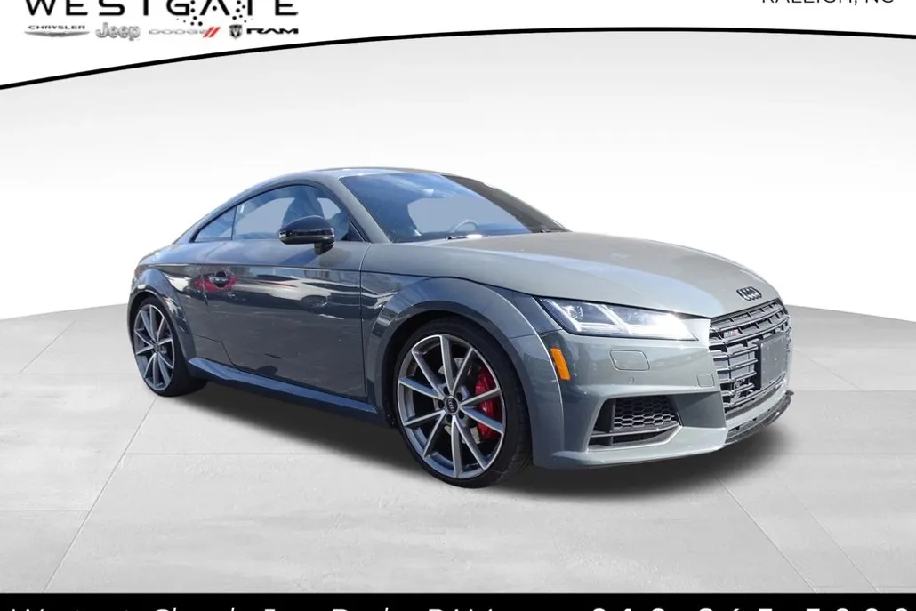 2017 Audi TTS Coupe photo 1