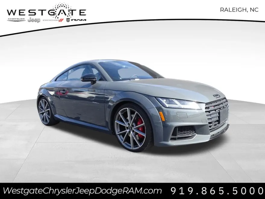 2017 Audi TTS Coupe photo 1