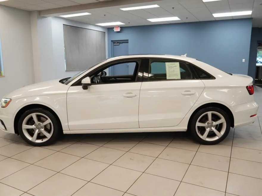 2016 Audi A3 2.0T Premium Quattro photo 1