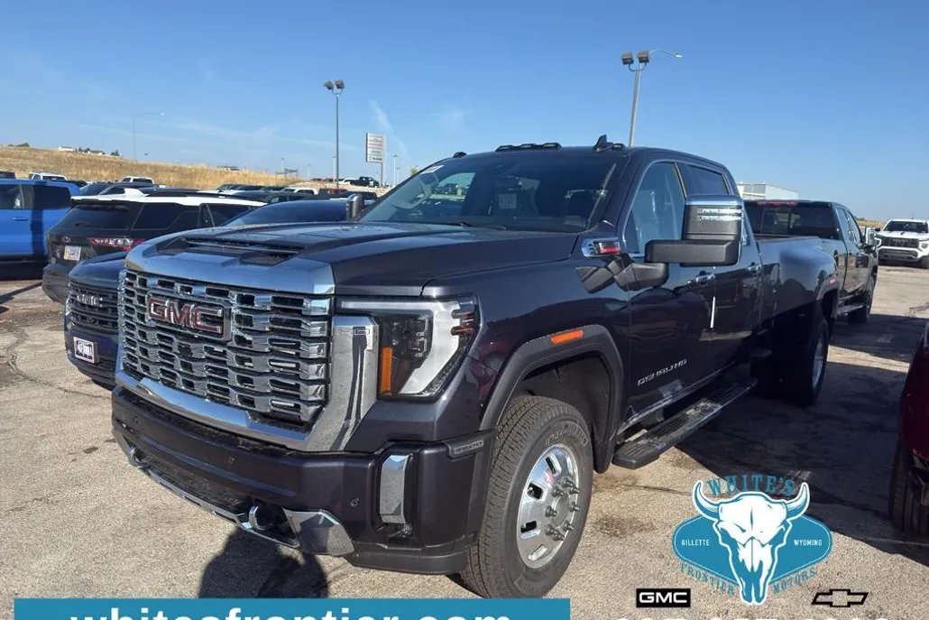 2026 Gmc Sierra 3500 HD Denali photo 1