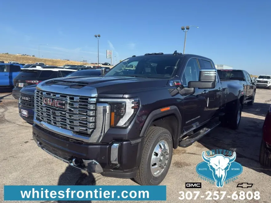 2026 Gmc Sierra 3500 HD Denali photo 1