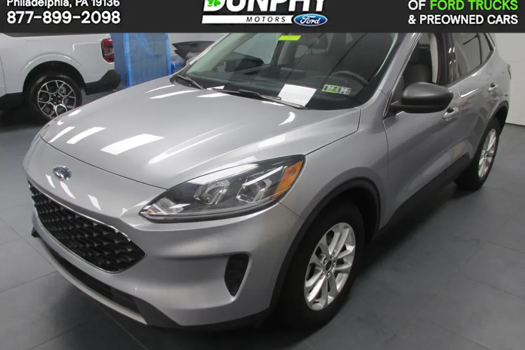 2022 Ford Escape SE photo 1
