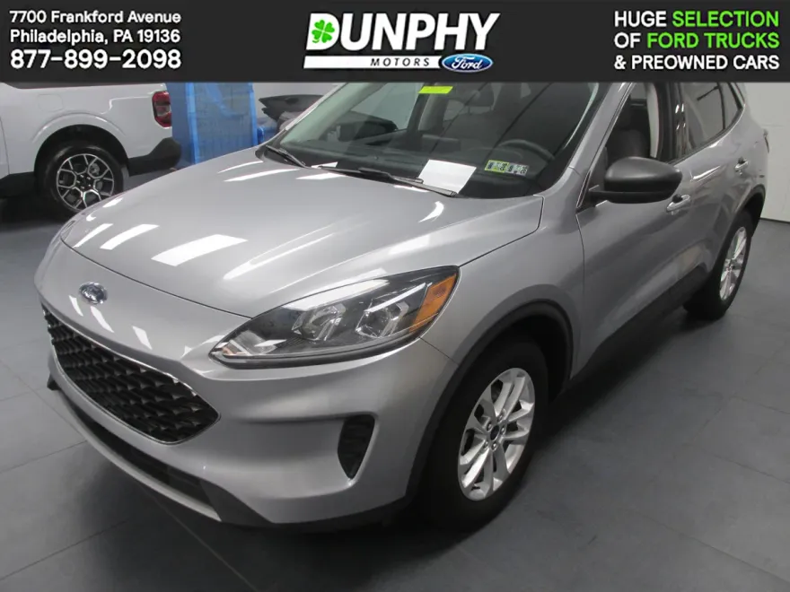 2022 Ford Escape SE photo 1