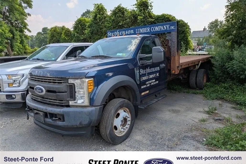 2017 Ford F-550 XL photo 1