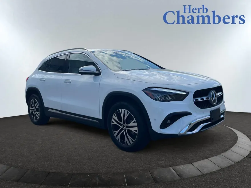 2025 Mercedes Benz GLA 250 4MATIC photo 1