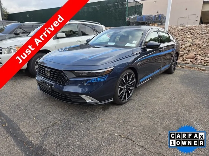 2025 Honda Accord Hybrid Touring photo 1