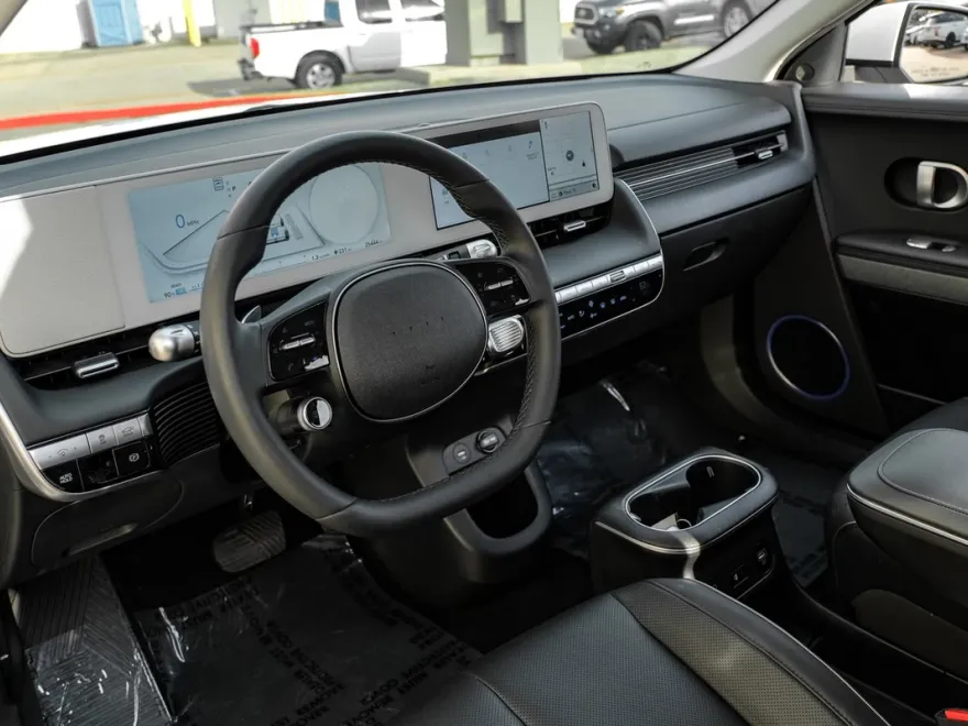 2023 Hyundai Ioniq 5 SEL photo 1