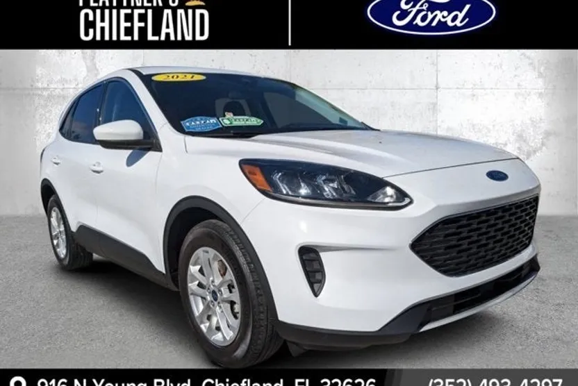 2021 Ford Escape SE photo 1