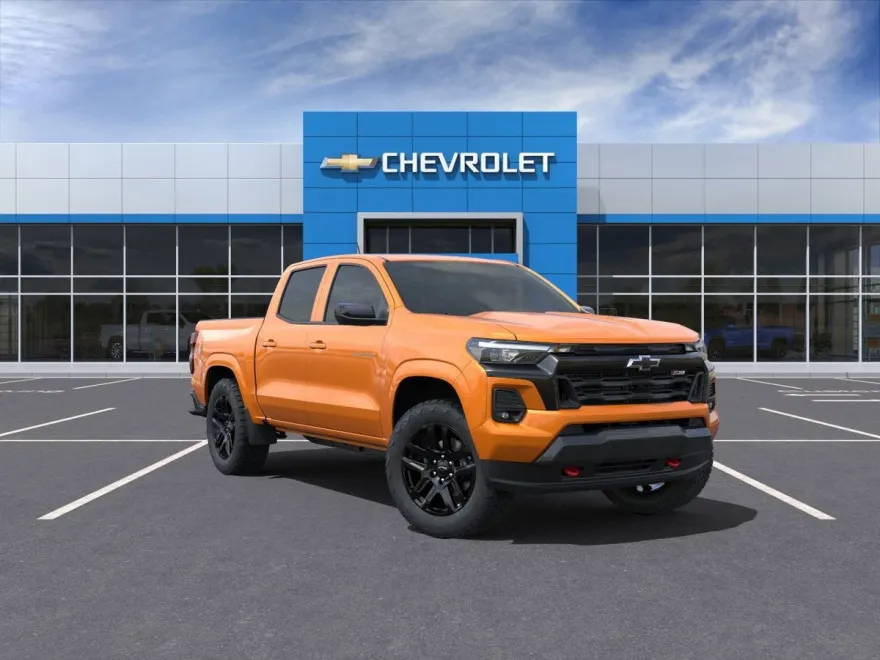 2025 Chevrolet Colorado Z71 photo 1