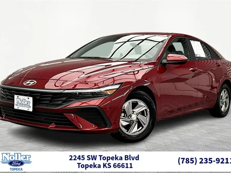 2024 Hyundai Elantra SE photo 1