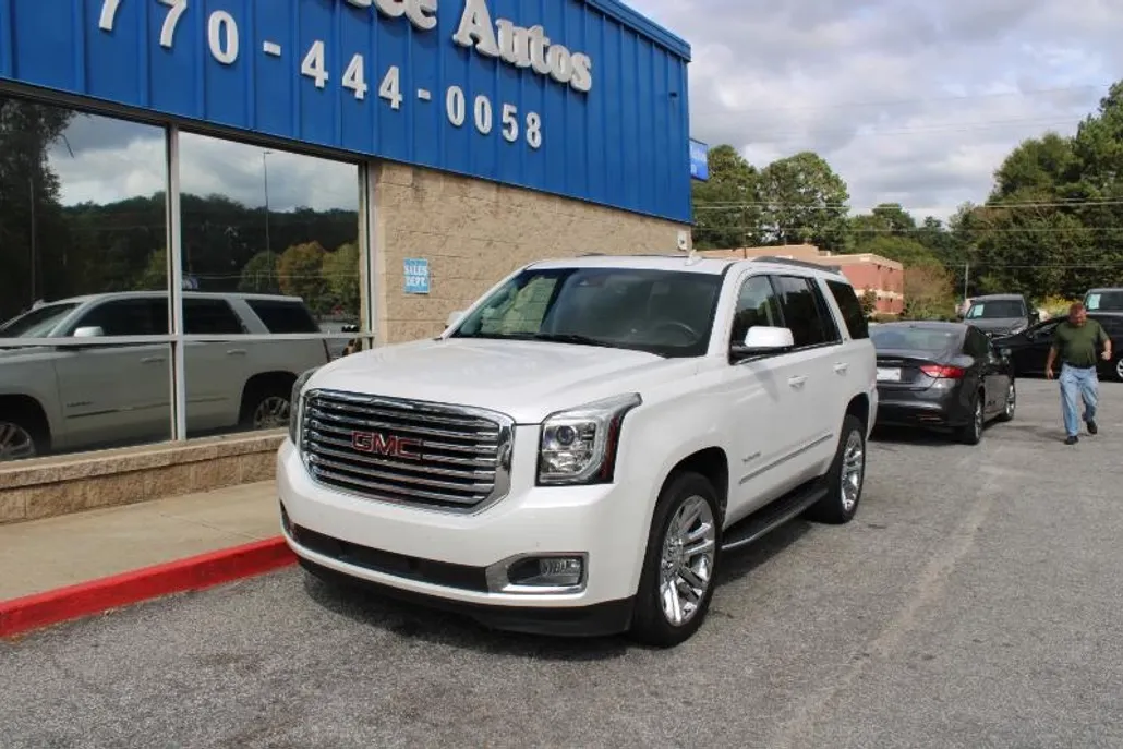 2017 Gmc Yukon SLT photo 1