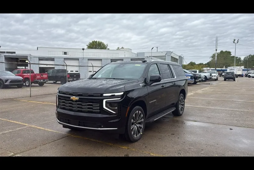 2026 Chevrolet Suburban High Country photo 1