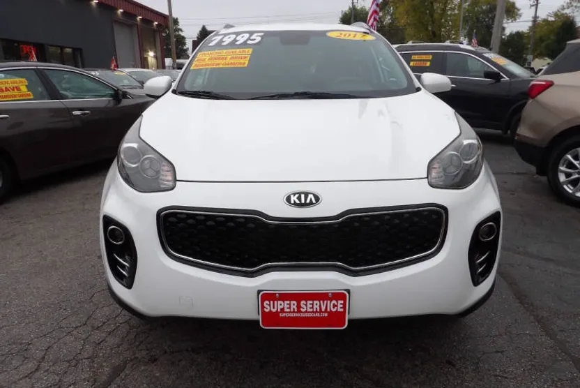 2017 Kia Sportage LX photo 1