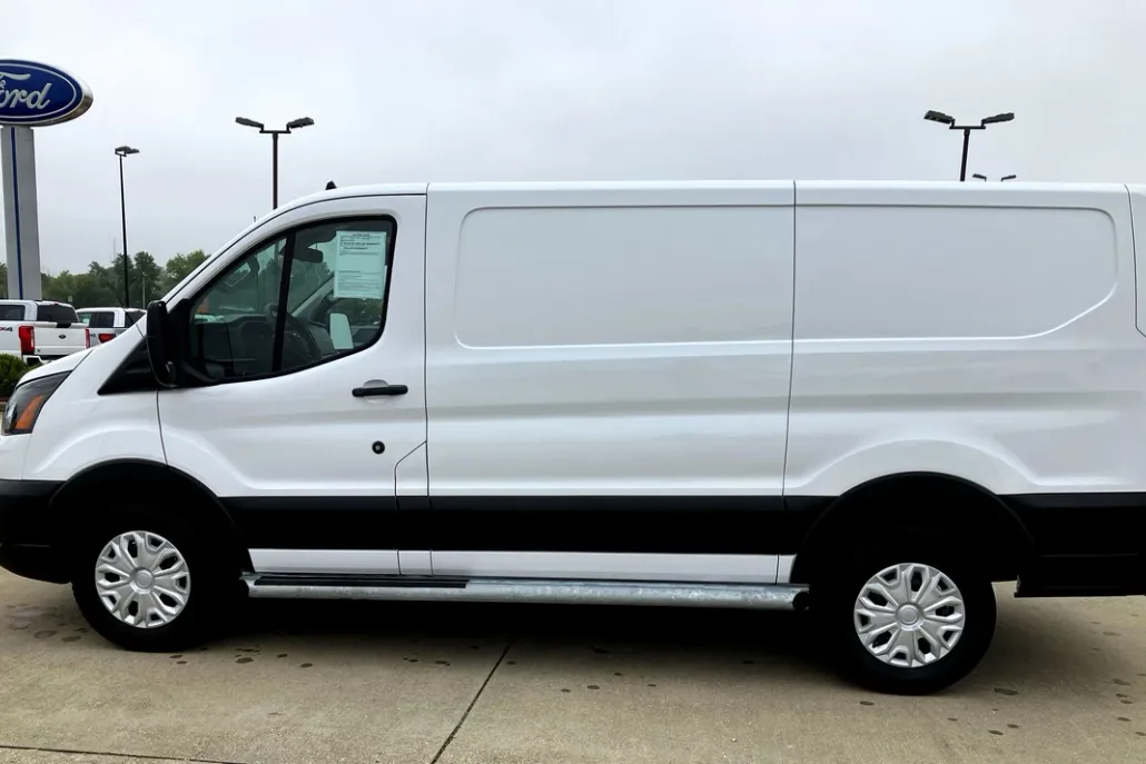 2024 Ford Transit Cargo Van photo 1