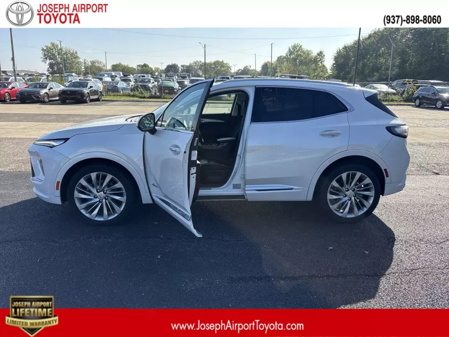 2024 Buick Envision Avenir photo 1